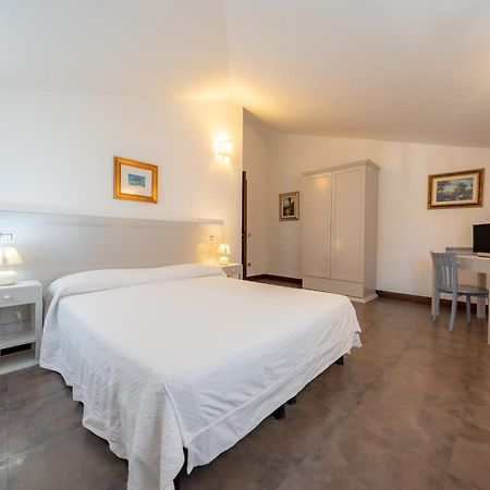 Albergo Residenziale La Corte Tortoli Bagian luar foto