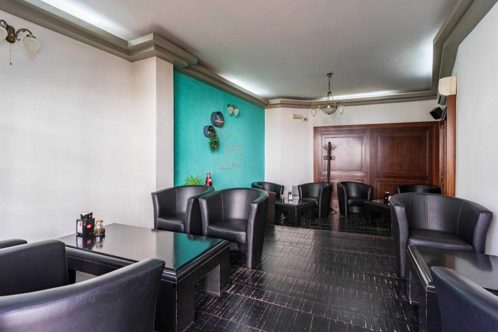 Albergo Residenziale La Corte Tortoli Bagian luar foto