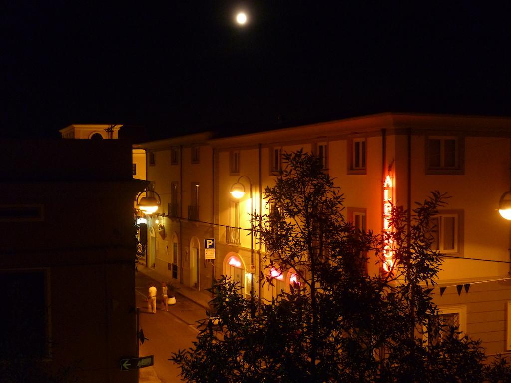 Albergo Residenziale La Corte Tortoli Bagian luar foto
