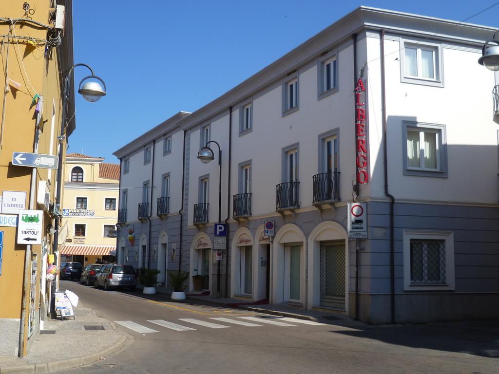 Albergo Residenziale La Corte Tortoli Bagian luar foto